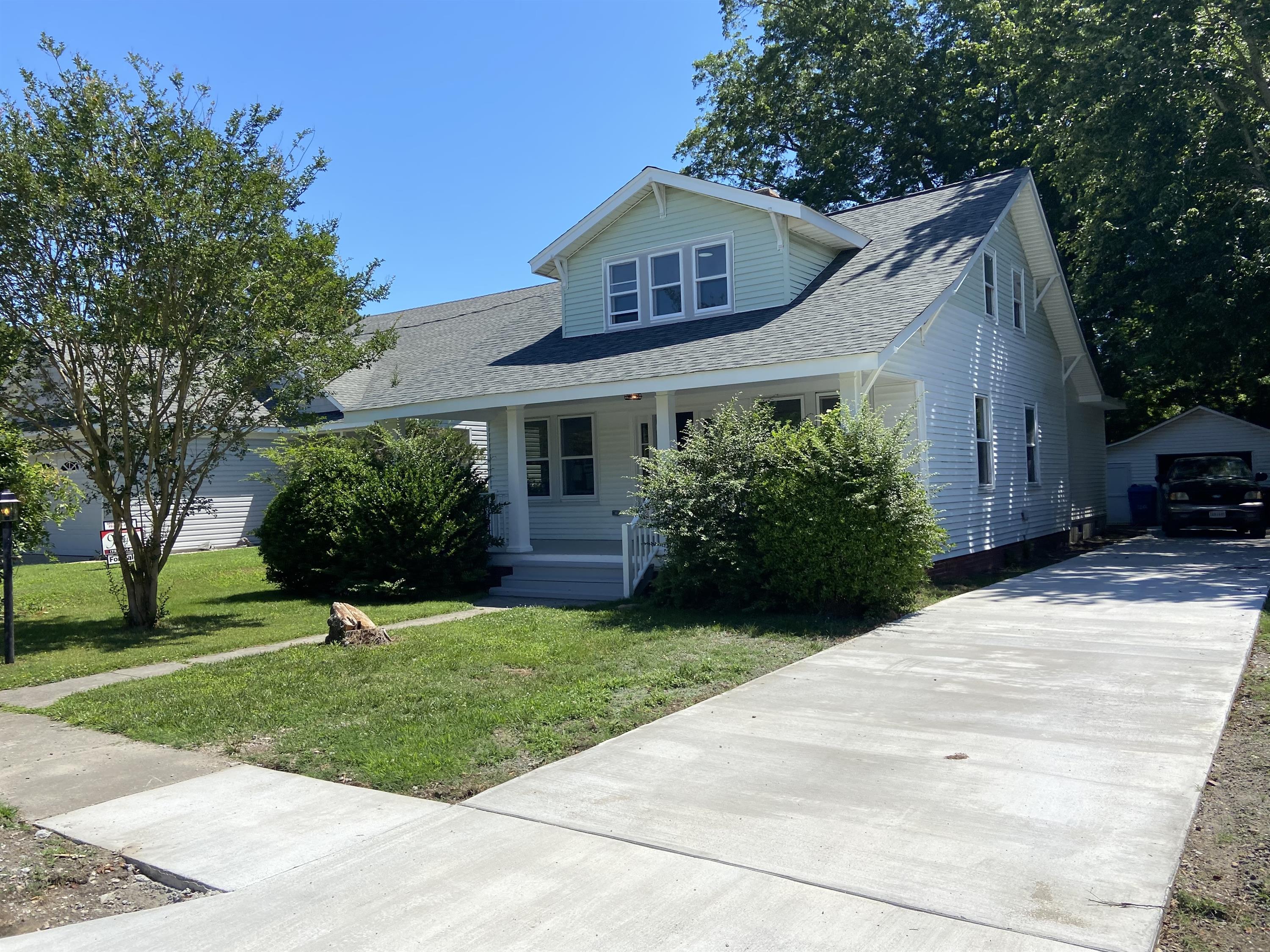 316 Roselynn Lane